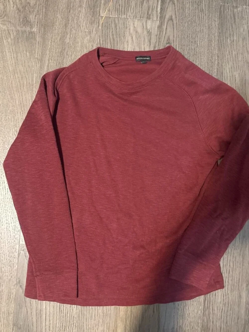 Banana Republic Vintage Red Tee, Designer Vintage | Authentic